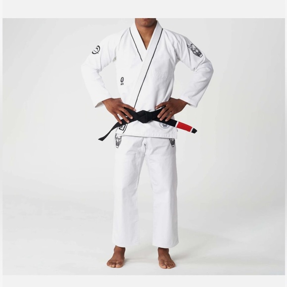 NEW Fuji Women’s W2 w/big patch, tags and in bag. Sizing chart also in photos. - Picture 3 of 9